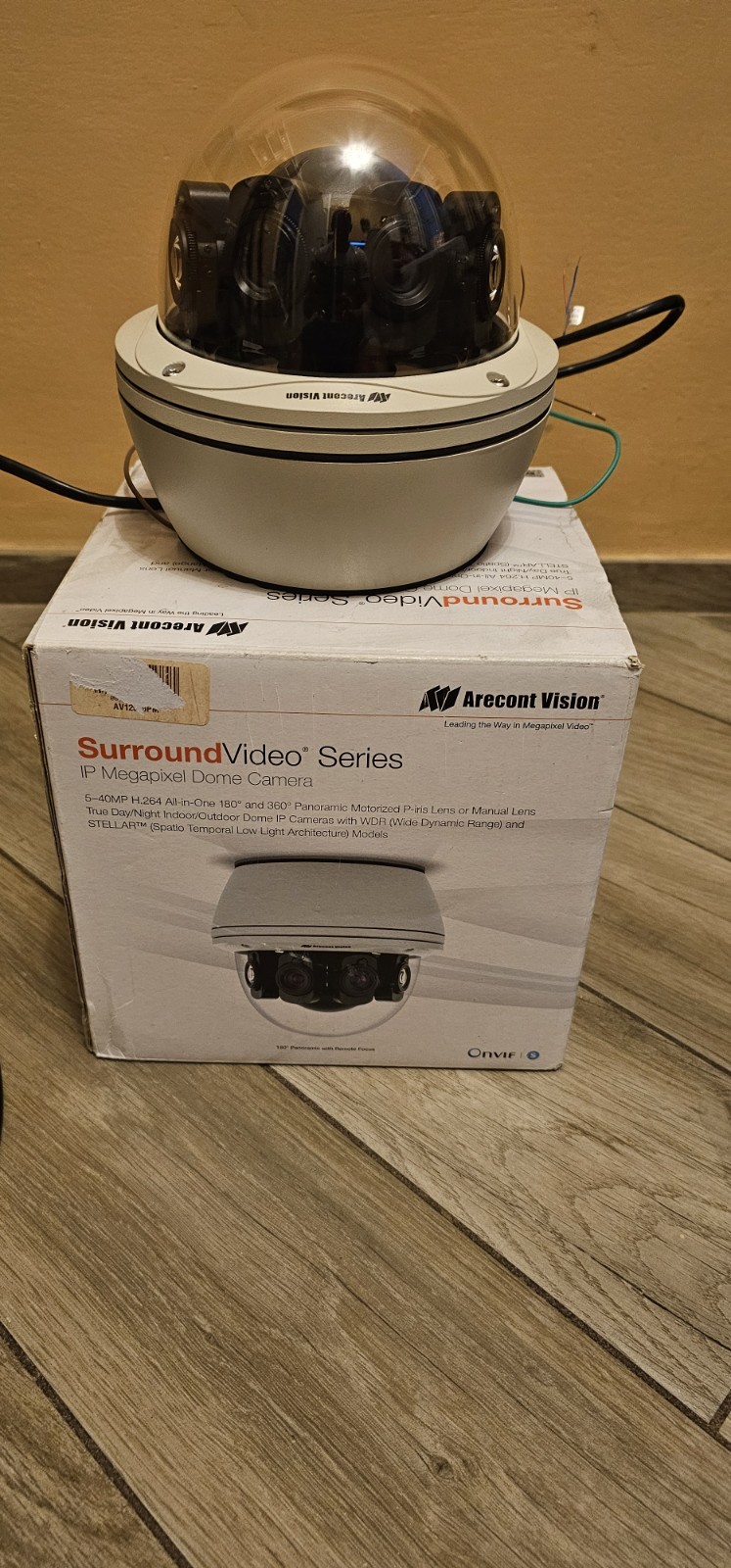 Arecont Vision SurroundVideo Dome IP 12MP PoE WDR AV12586PM