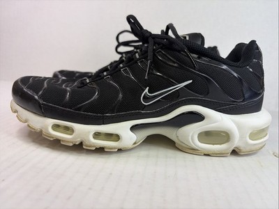 Nike Air Max Plus  DM2362-001 Black Low Top Athletic Shoe Women 8.5  No Box