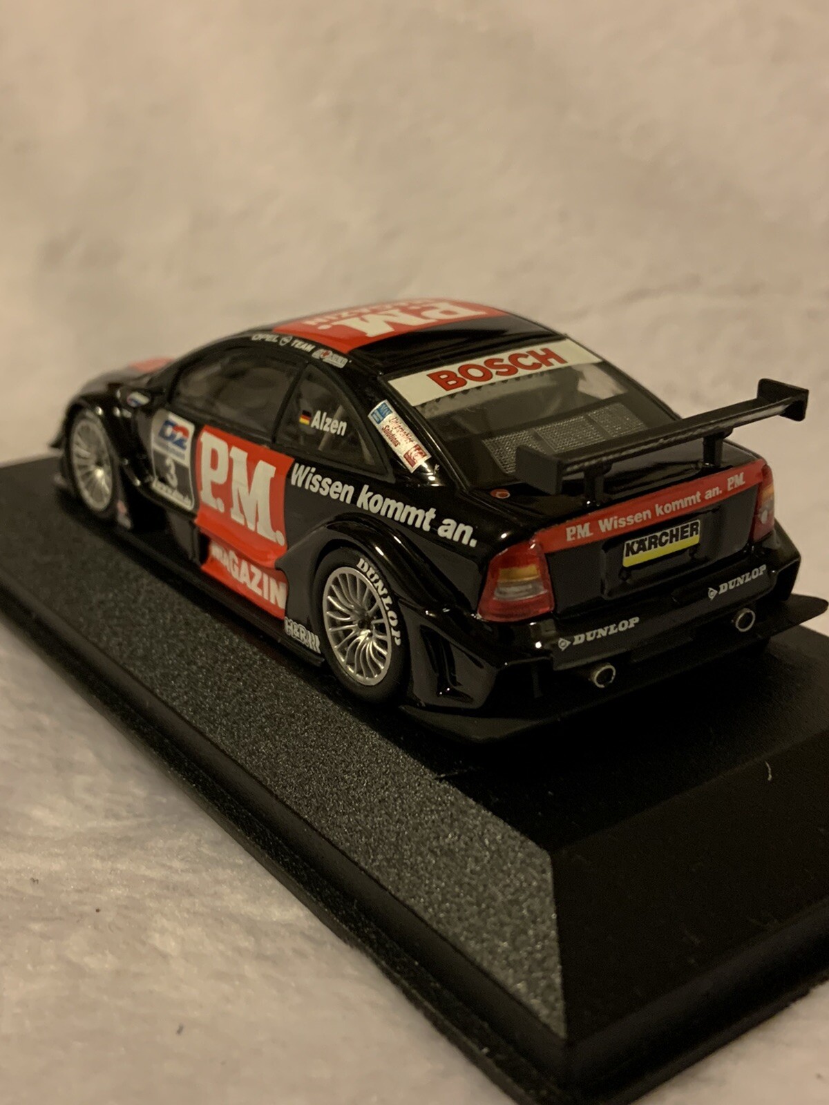 Picture 3 of 4