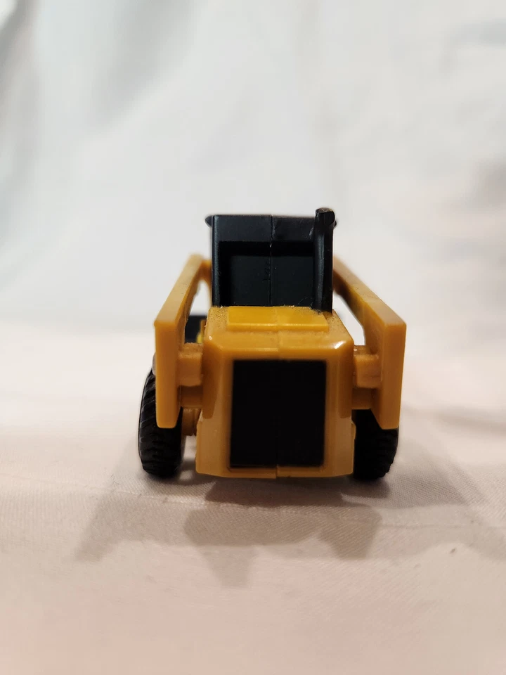 Mini John Deere Skid Steer Loader ERTL 1/64 Plastic/Die-Cast Base RARE - Image 4 of 4