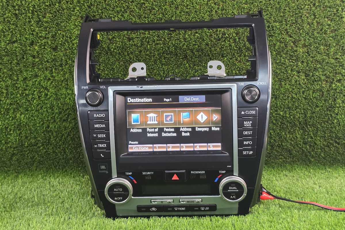 2012 Toyota Camry JBL Green Edge Radio Display Unit 86100-06100