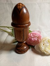 Holzpokal mit passendem Holzei, künstlerische Drechsler-Arbeit