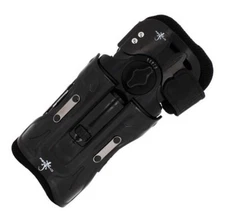 LORD FIELD Rev-Changer Scorpion Black Bowling Wrist Support Protector