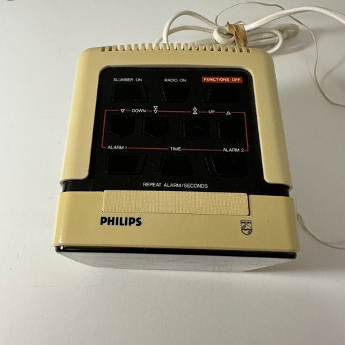 Philips D3112 Vintage Cube Retro Sveglia Radio NON TESTATA EURO SPINA UK - Foto 8 di 8