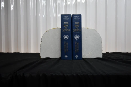 1/1 UK Edition - The Way Of Kings Brandon Sanderson Books 1 &2