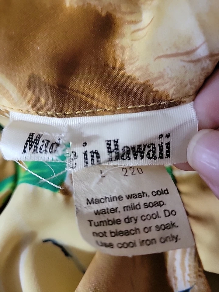 Camisa masculina vintage Royal Hawaiian EUA/Havaí Aloha floral SURFER 48" (L) POLY - Imagem 3 de 4