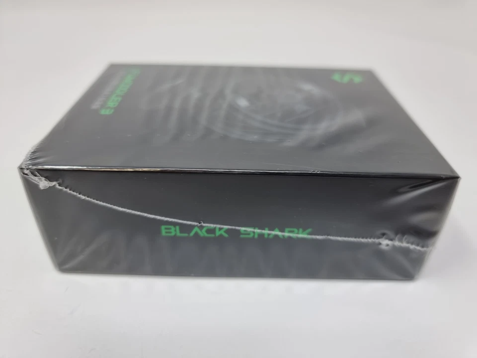 Black Shark Fun Cooler 3 Lite Cooling Fan Radiator for iPhone/Android - Black - Image 2 of 3