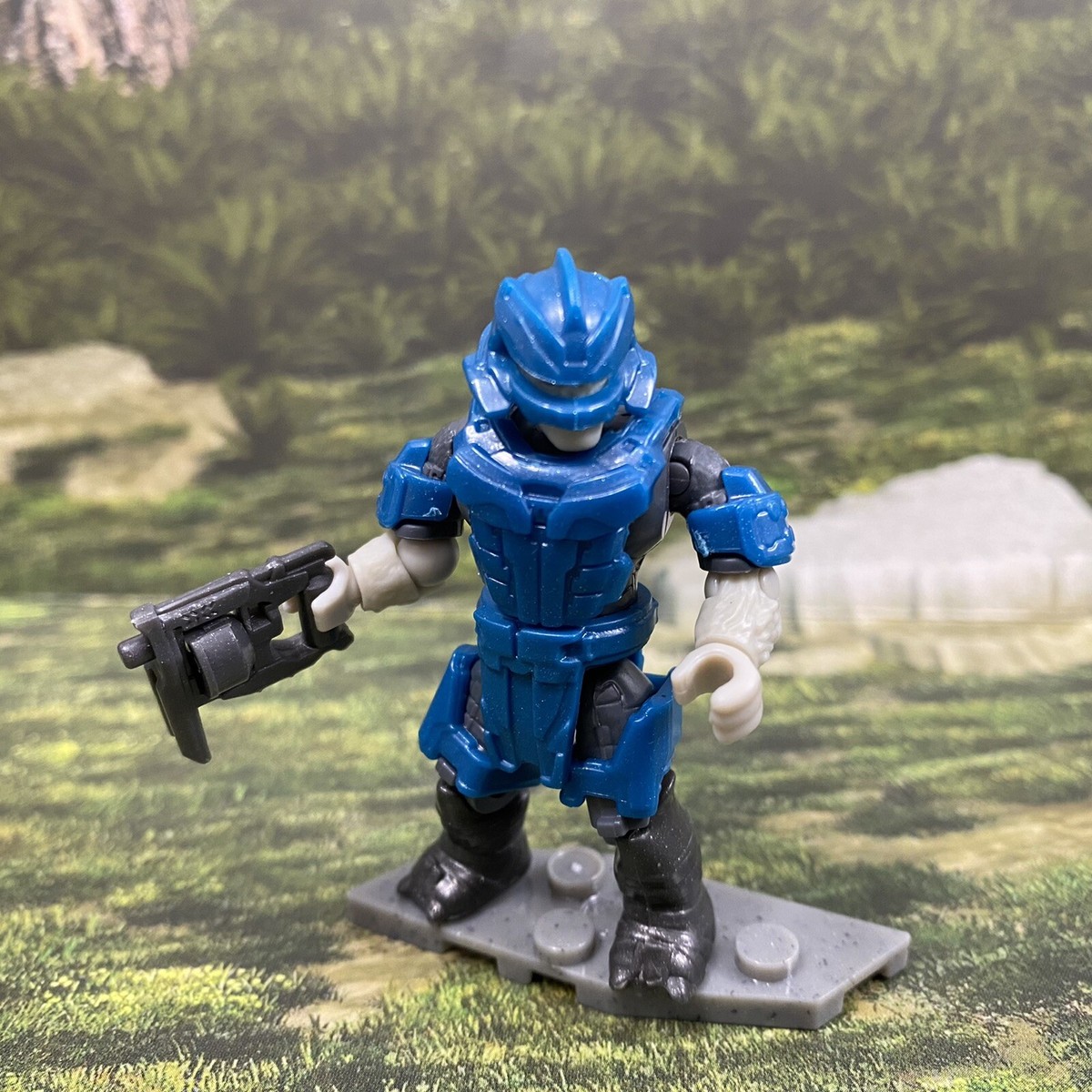Mega Construx Halo Infinite Banished Brute Warrior figure