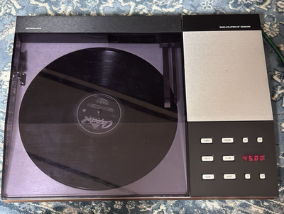 Bang Olufsen Beogram 8002 Tangential Turntable Rosewood Quartz
