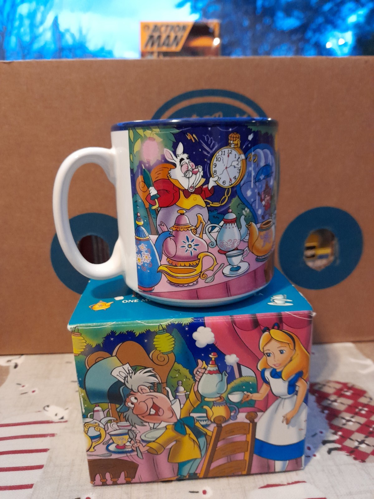 Taza Alicia en el País de las Maravillas, Tienda Disney en Caja, Descatalogada Muy Rara