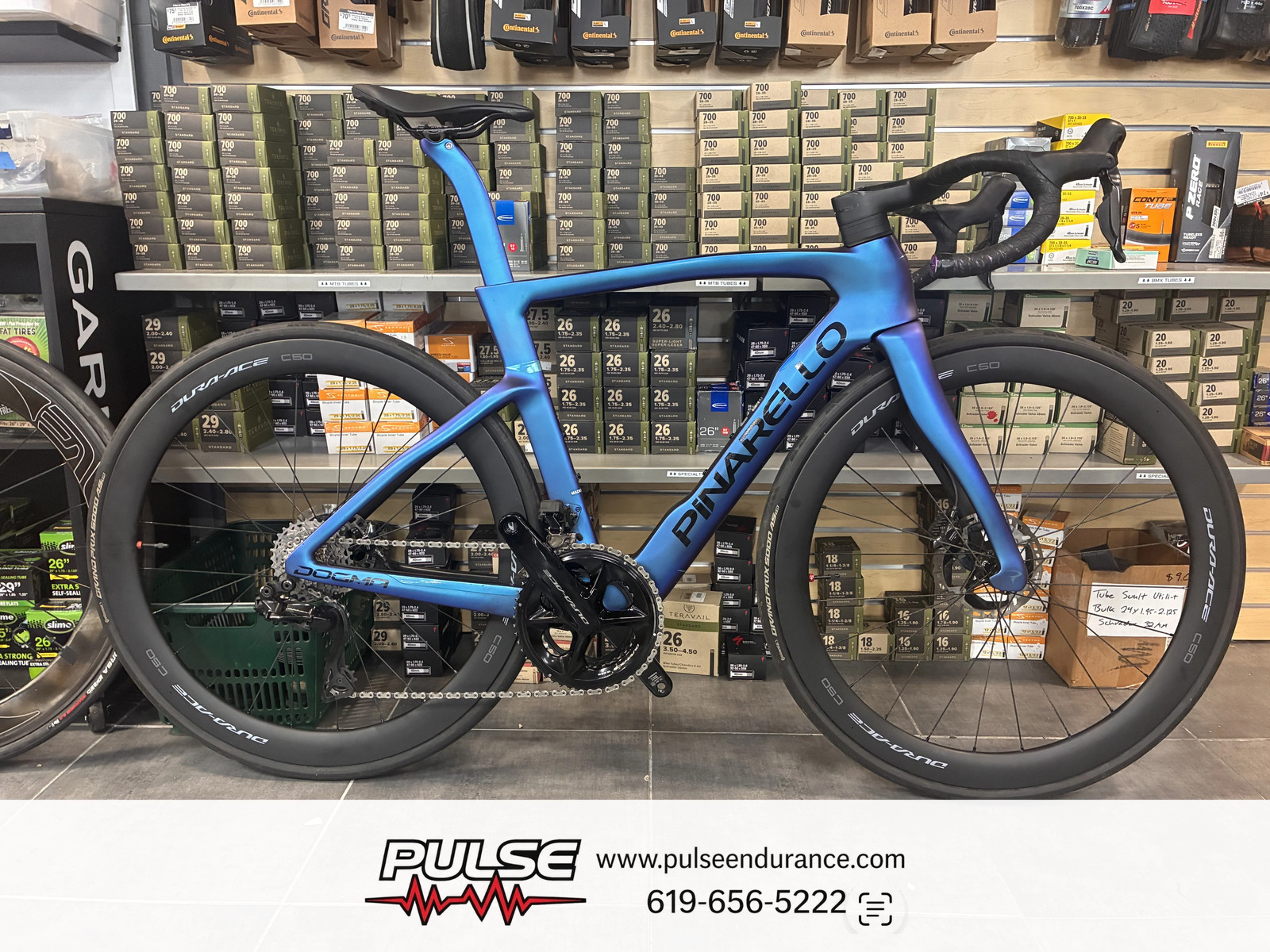 2025 Pinarello Dogma F Dura Ace Luxter Blue 51.5 - Pre owned Bike