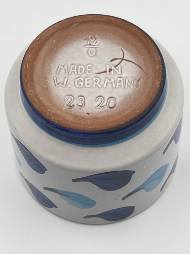 Mid Century Blue and White West Germany Abstract Pottery Planter - Picture 3 of 5
