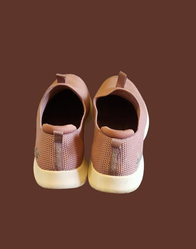 Skechers 12837 Womens Pink Knit Pull On Lightweight Memory Foam Shoes Size 7.5 - Picture 3 of 6