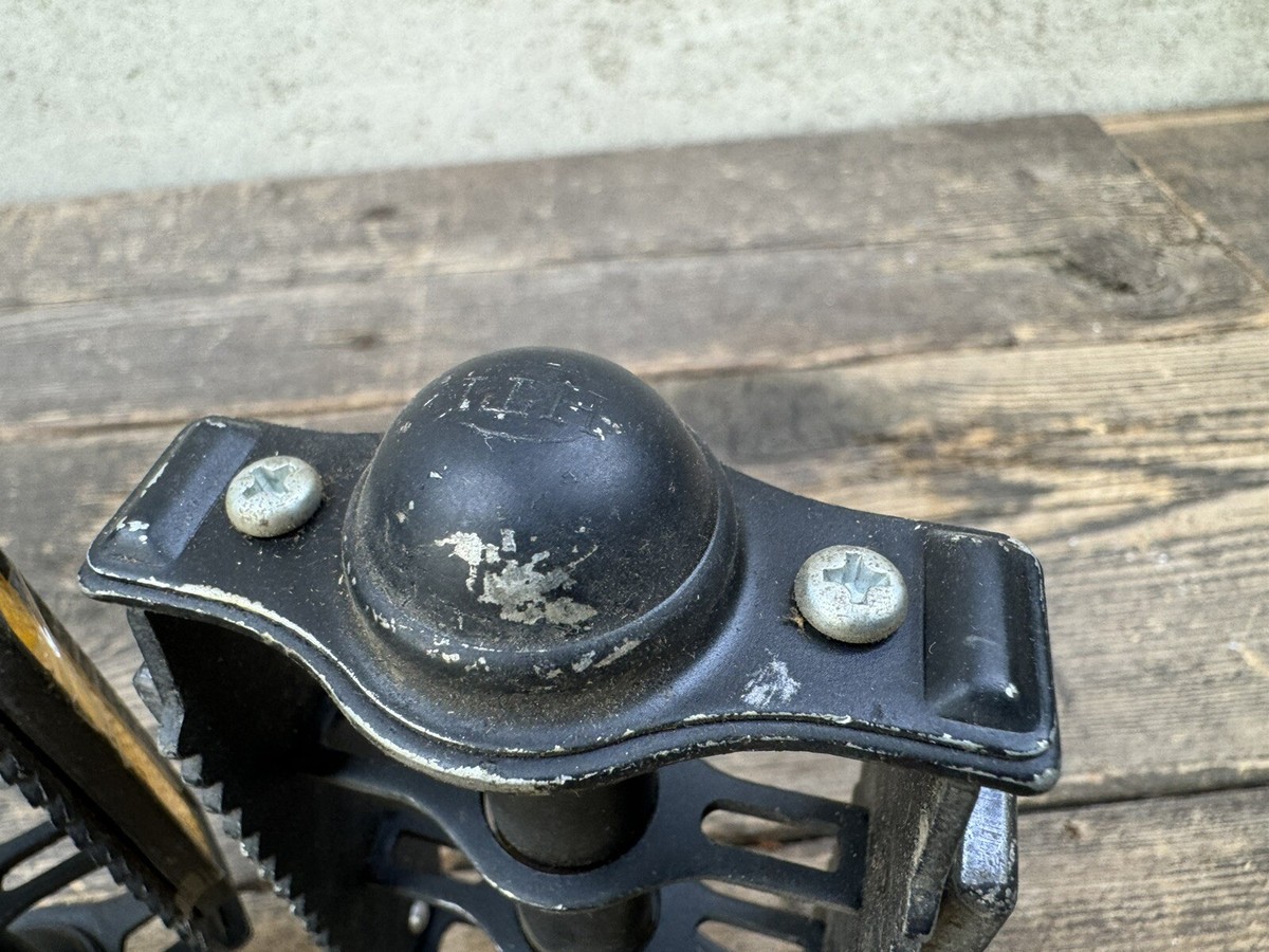 HTI 772 BMX ラットトラップペダル 赤 HTI 772 BMX ラットトラップペダル 赤 HTI 772 Bmx Rat Trap