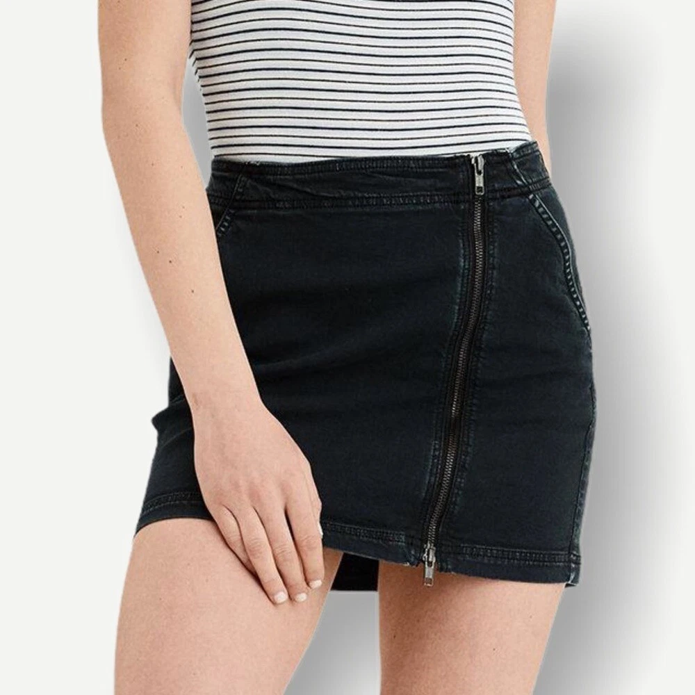 American eagle black mini cheap skirt