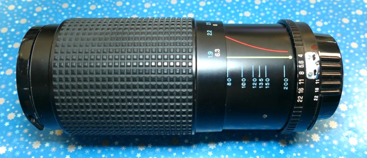 TOKINA 80-200mm F4 RMC für Olympus OM. Wie brandneu. Nie benutzt. OVP. Getestet