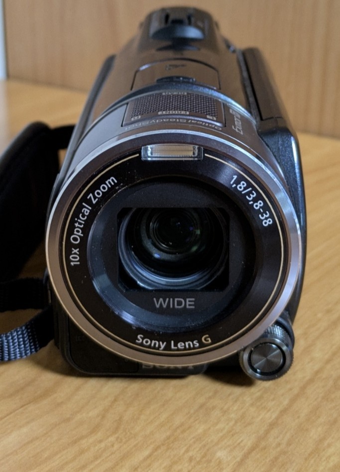 美品 SONY handycam HDR-CX550V ACC-TCV7 SONY HDR-CX550V Handycam Camcorder NightShot Full HD Japanese only