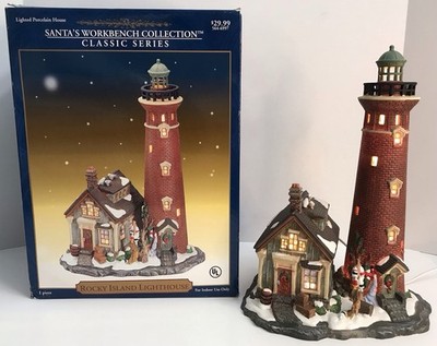 Santa's Workbench ROCKY ISLAND Lighthouse Classic Series Christmas Village 2001