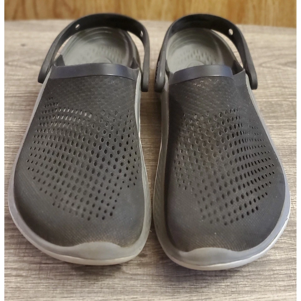 Zuecos Crocs Literide 360 para hombre 10 para mujer 12 negros Foto 2 de 4