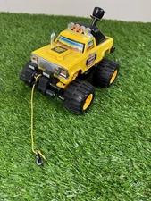 Lanard King Kong Gorilla Grip Monster Yellow Truck 4X4x6 Turbo Diesel 600 PARTS