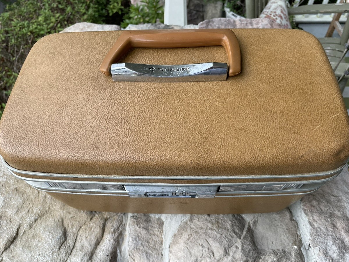 サムソナイト SAMSONITE SILHOUETTE ヴィンテージトランク サムソナイト SAMSONITE SILHOUETTE ヴィンテージトランク