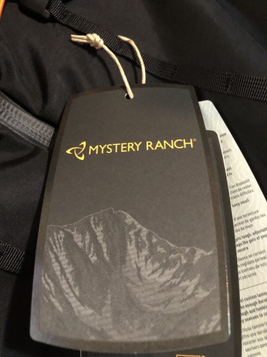 MYSTERY RANCH SCREE 22 BACKPACK BLACK – HIKING DAYPACK TRAVEL NWT - BRAND NEW - Picture 5 of 12