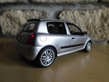 Renault Clio 4 RS 16 – Otto Models – Échelle 1/18 – Miniature Neuve