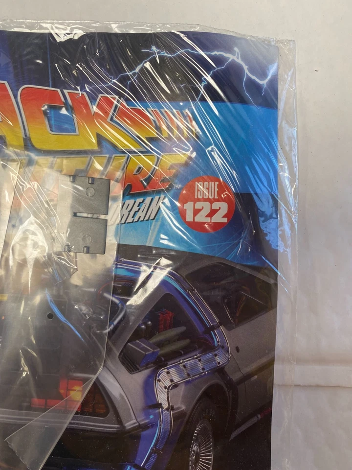1:8 SCALE EAGLEMOSS BACK TO THE FUTURE BUILD YOUR OWN DELOREAN ISSUE 122 W/ PART - Image 2 of 2