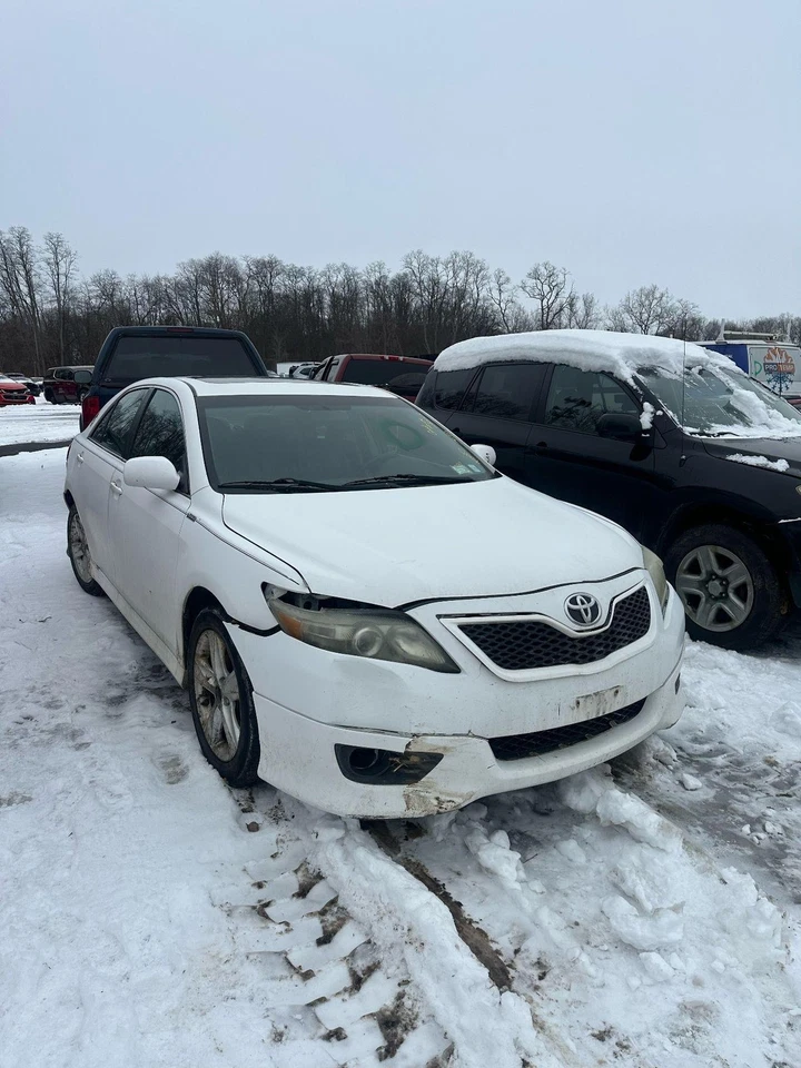 10 11 TOYOTA CAMRY Air Conditioning AC Compressor - Image 2 of 4