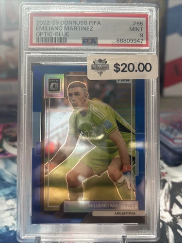 2022-23 Panini Donruss Optic Blue Prizm /99 Emiliano Martinez #65 PSA
