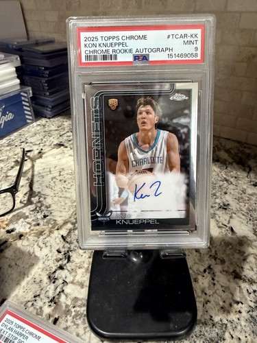2025-26 Topps Chrome Kon Knueppel Auto RC #TCAR-KK Hornets PSA 9 Rookie - Picture 1 of 2