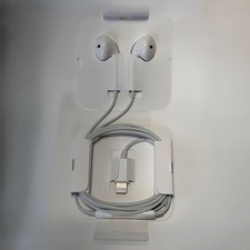Genuine Apple EarPods Lightning Connector A1749 Wired Earphones OEM Unused