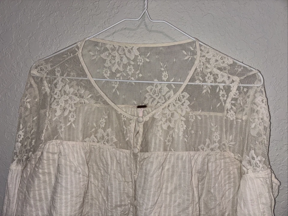 free people laced neckline shoulder cropped button front blouse top M Cotton - Image 2 of 4