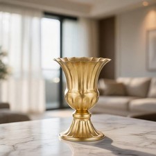 Robust Iron Vase Featuring Gold Plating Effect for Long Lasting Visual Appeal
