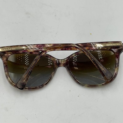 Coach Women s HC8132 Cat-Eye Sunglasses