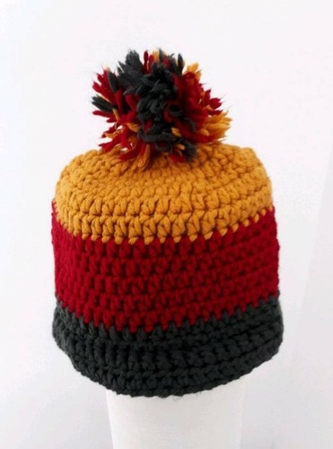Deutschland Mütze selbst gestrickt 