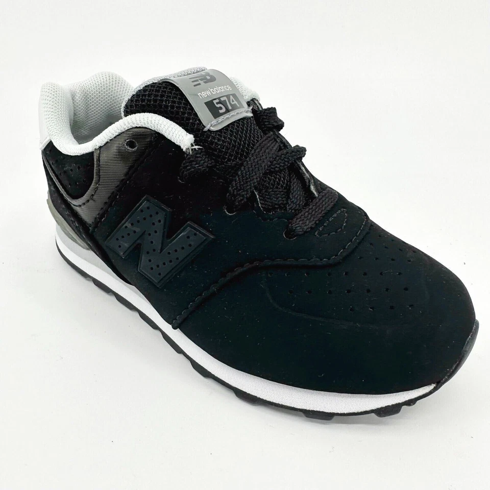 Zapatillas informales New Balance 574 Classics negras blancas de gamuza infantil KL574A1I Foto 2 de 4