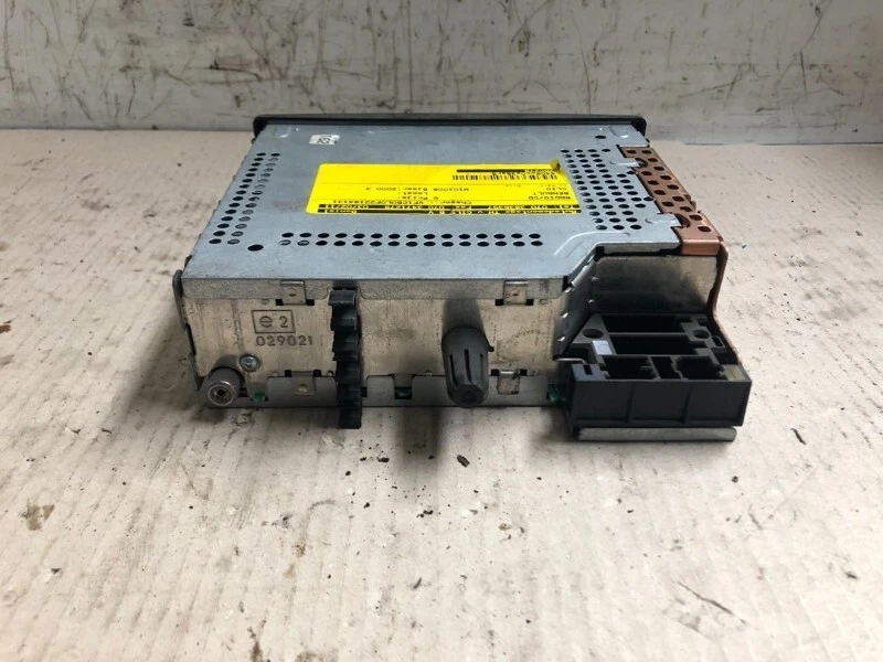 RADIO Renault Clio II (BB/CB) Hatchback 1.4 16V Si (K4J-713) 2000 22DC279 - Bild 3 von 4