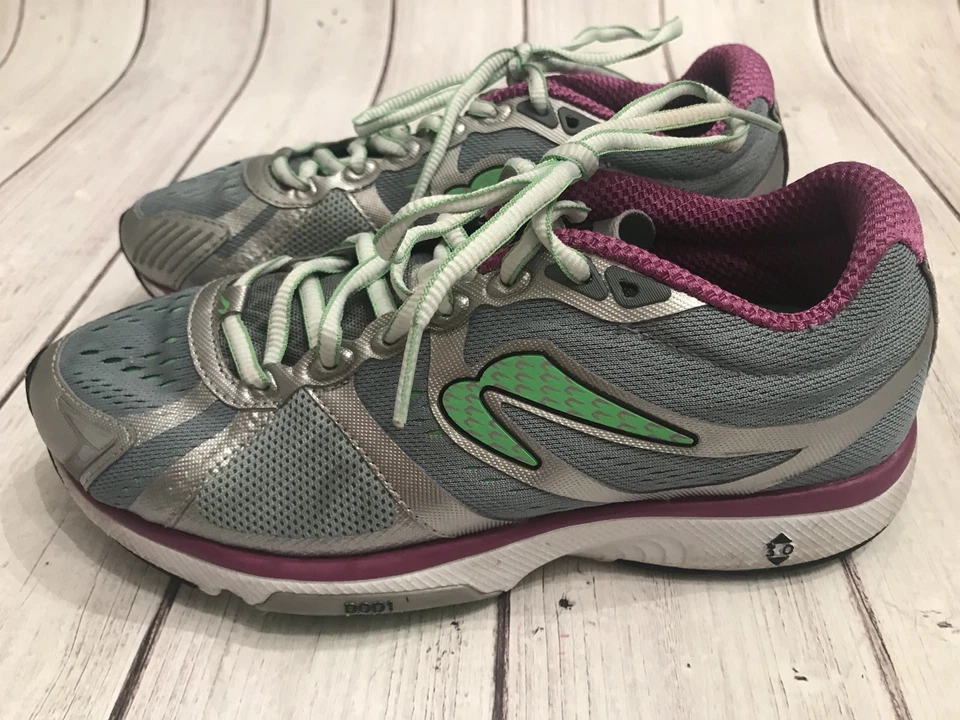 Zapatillas Mujer NEWTON Motion 4, Talla 7 Med, Verde/Blanco/Púrpura Foto 3 de 4