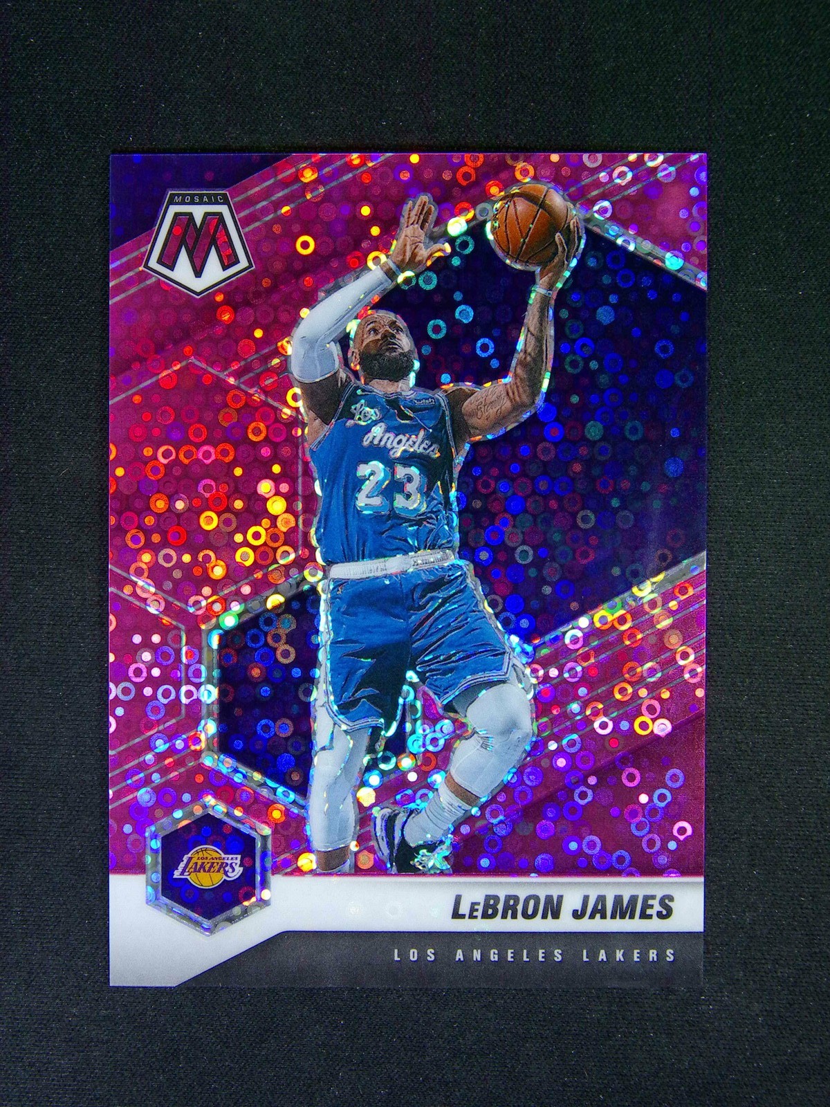 2020-21 Panini Mosaic LeBron James #81 Fast Break Pink /20