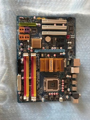 GIGABYTE GA-EP45-UD3P Intel P45 ATX Motherboard LGA 775 DDR2 DIMM