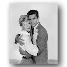 Doris Day, Louis Jourdan Photo 8x10 Julie 1956 Movie Publicity Still US