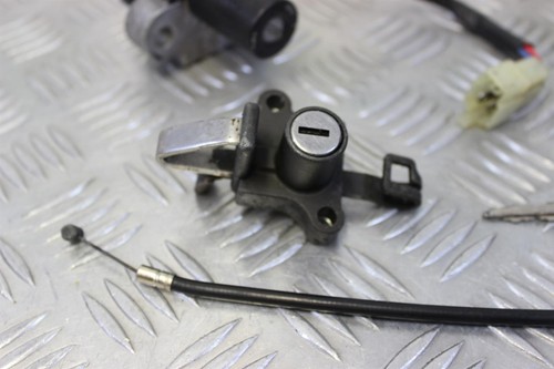 Honda VFR 800 Lock Set Locks Key Pre-HISS 1998 1999 VFR800 VFR800F B050 - Picture 5 of 9