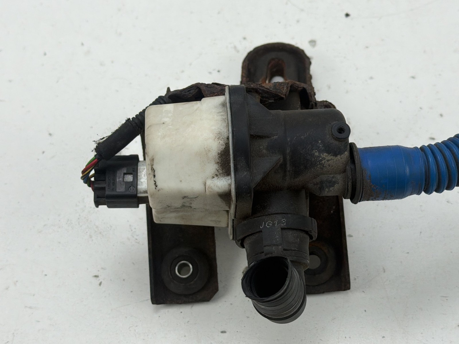 Maserati Ghibli 2014-2020 Leak detection pump P/N 6700032870