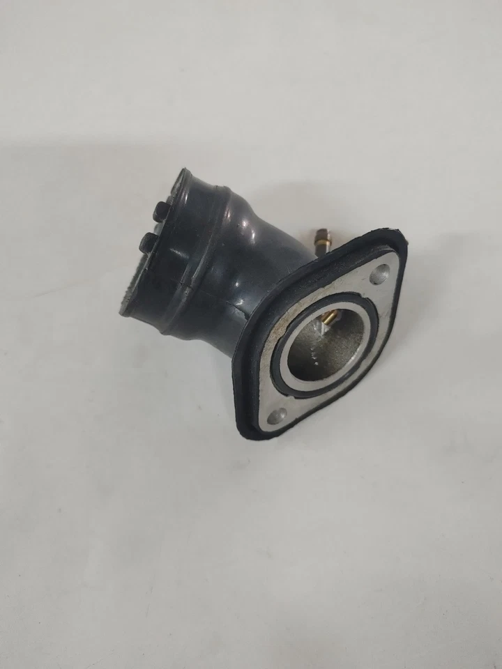 2007 Yamaha Vino YJ125W Manifold  4TE-E3585-00-00 - Image 3 of 3