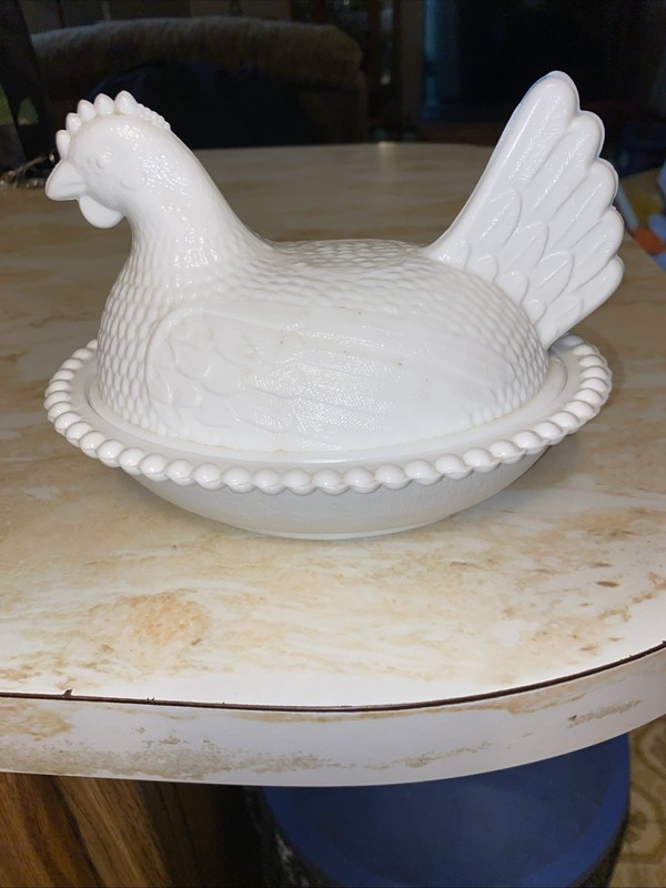 VTG Indiana Hen On Nest White Milk Glass  Beaded Edge  7 Inch Pure White NICE!