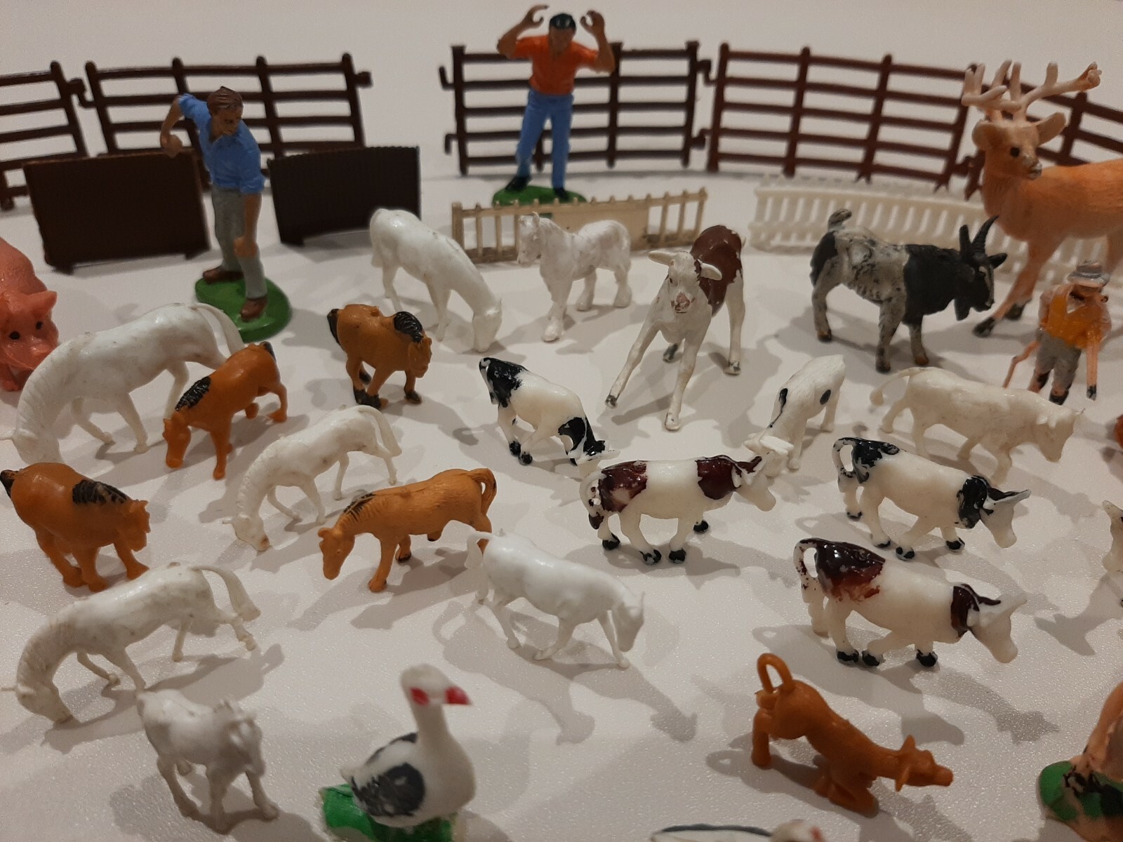 Job Lot of Vintage Plastic Farm Animals, Fences, Figures, Hay Bales