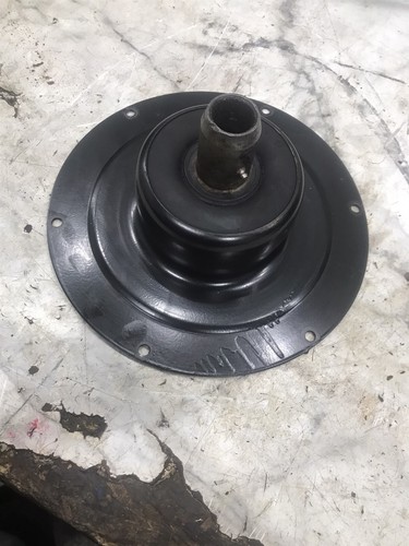 99 MerCruiser 5.7 L EFI 350 GM Vortec V8 Marine Engine Drive coupler flange
