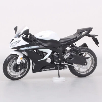 モモ Aoshima Skynet 97779 Kawasaki Ninja ZX-6R 2014 White 1/12
