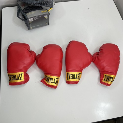 2 Pairs Of Everlast Laceless Training Boxing Gloves Small - Picture 6 of 11